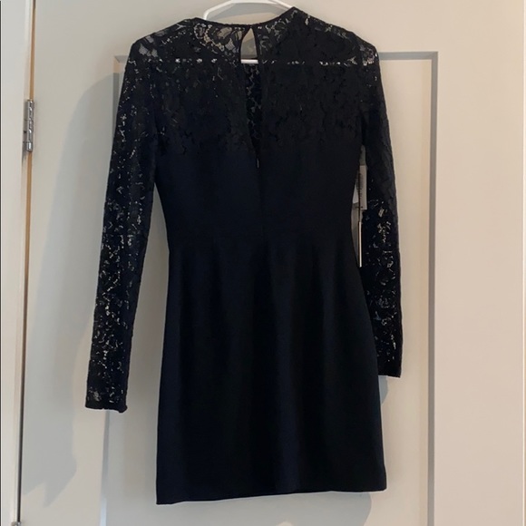 ✨ARITZIA BABATON NWT MINI DRESS✨ - Picture 3 of 6